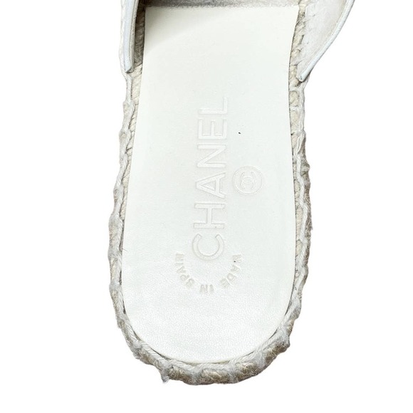 SOLD.   SOLD Chanel Iridescent Goatskin CC Espadrille Mules 38 8 - Picture 5 of 7